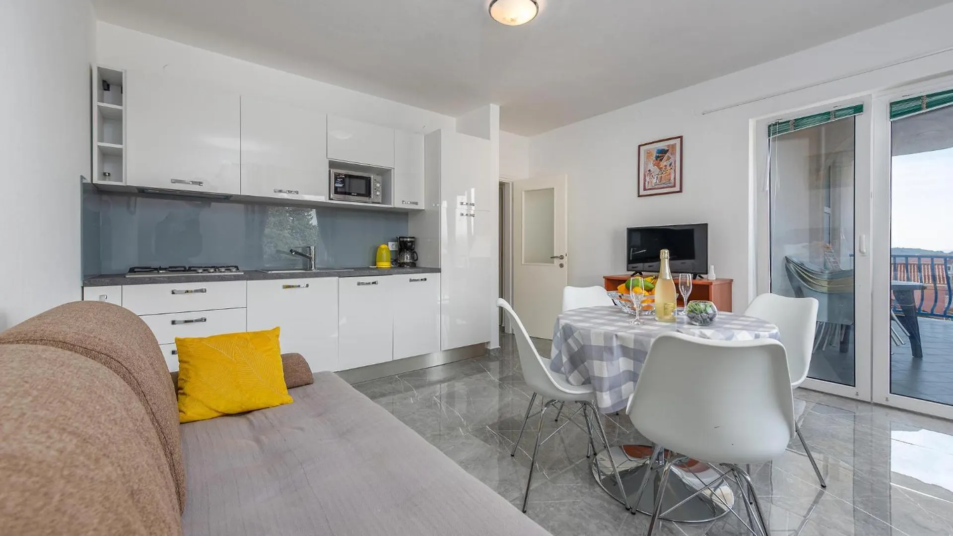 Amazing Apartment In Pakostane