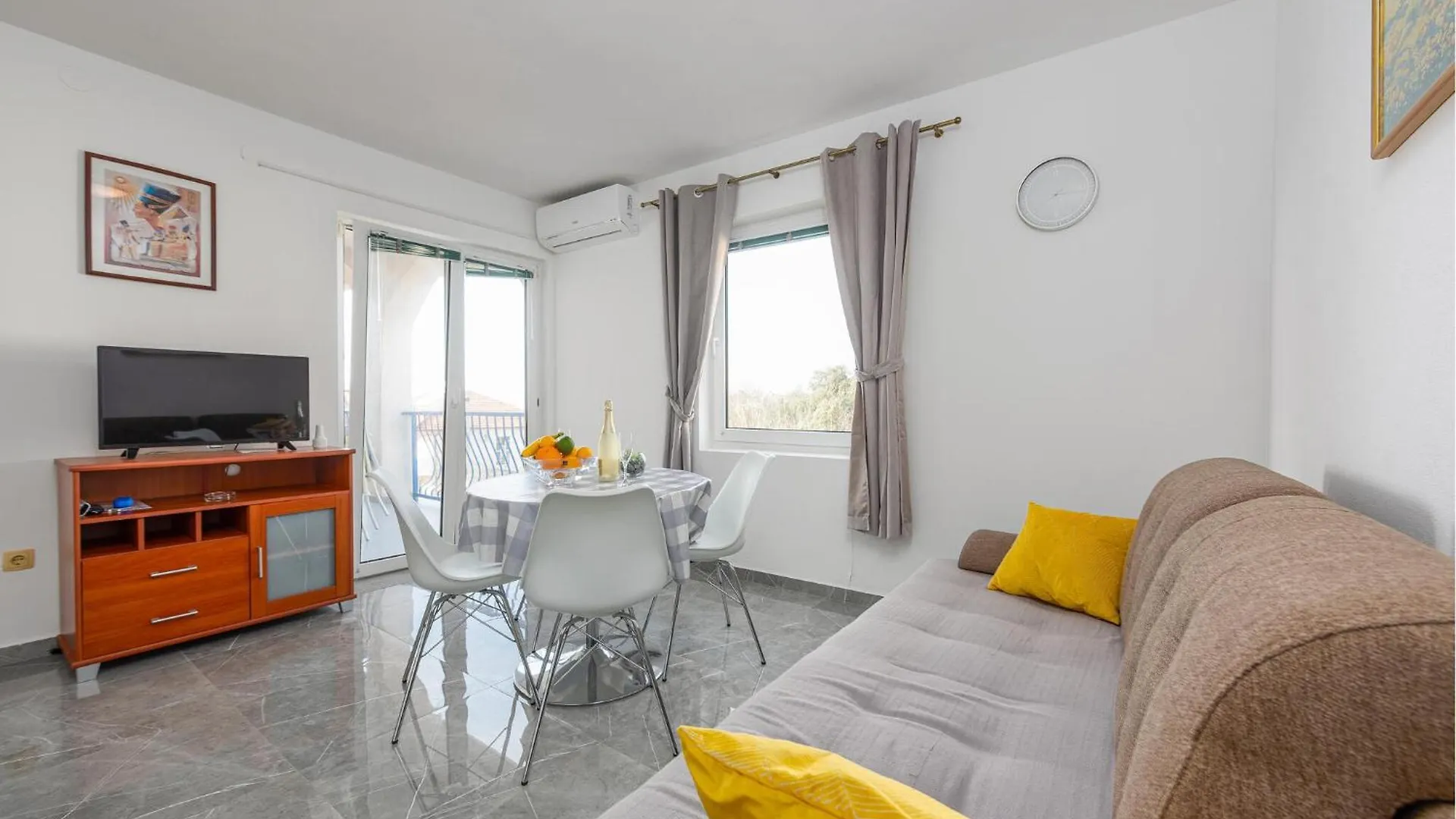 Amazing Apartment In Pakostane