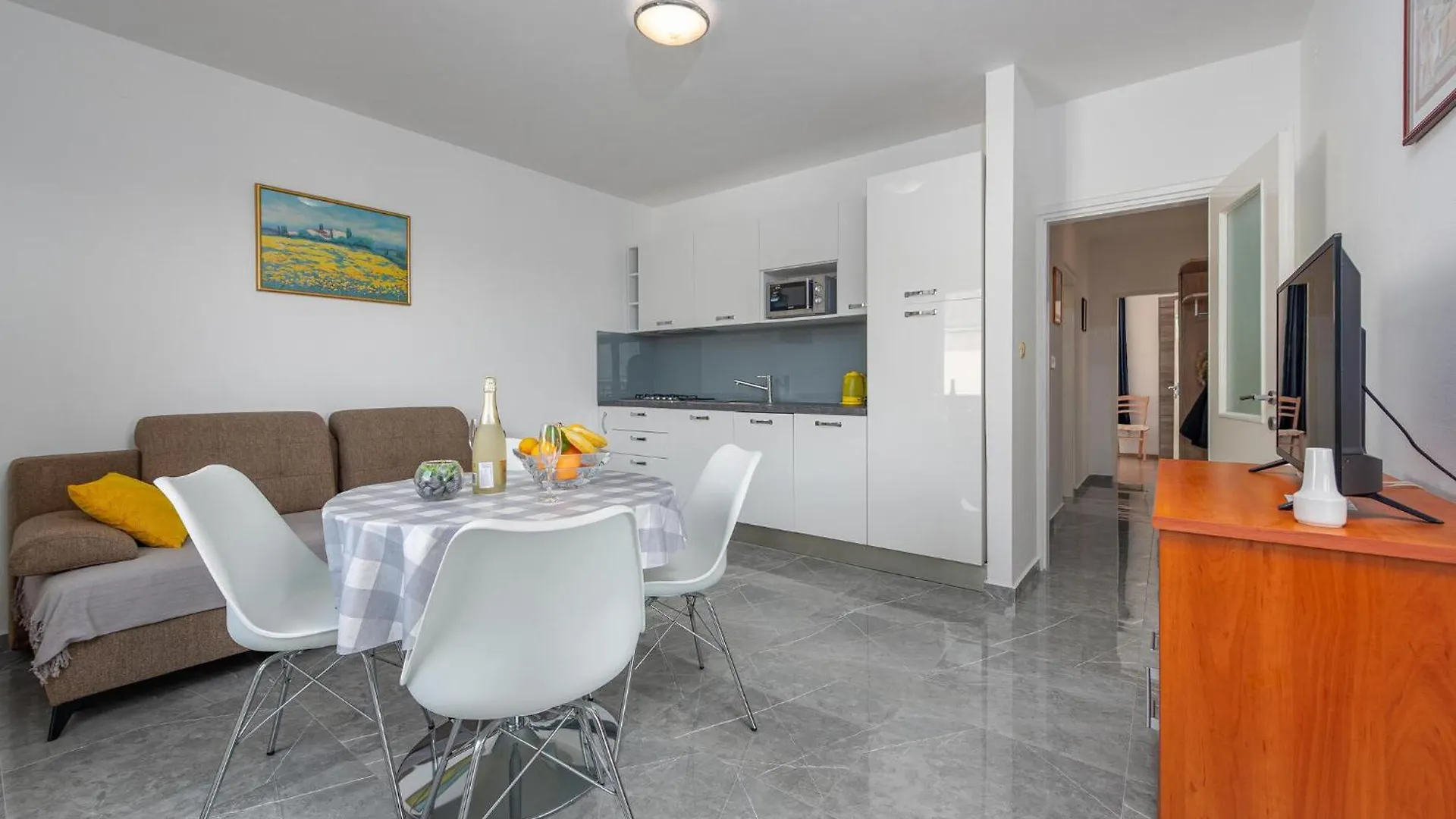 Amazing Apartment In Pakostane Croatia