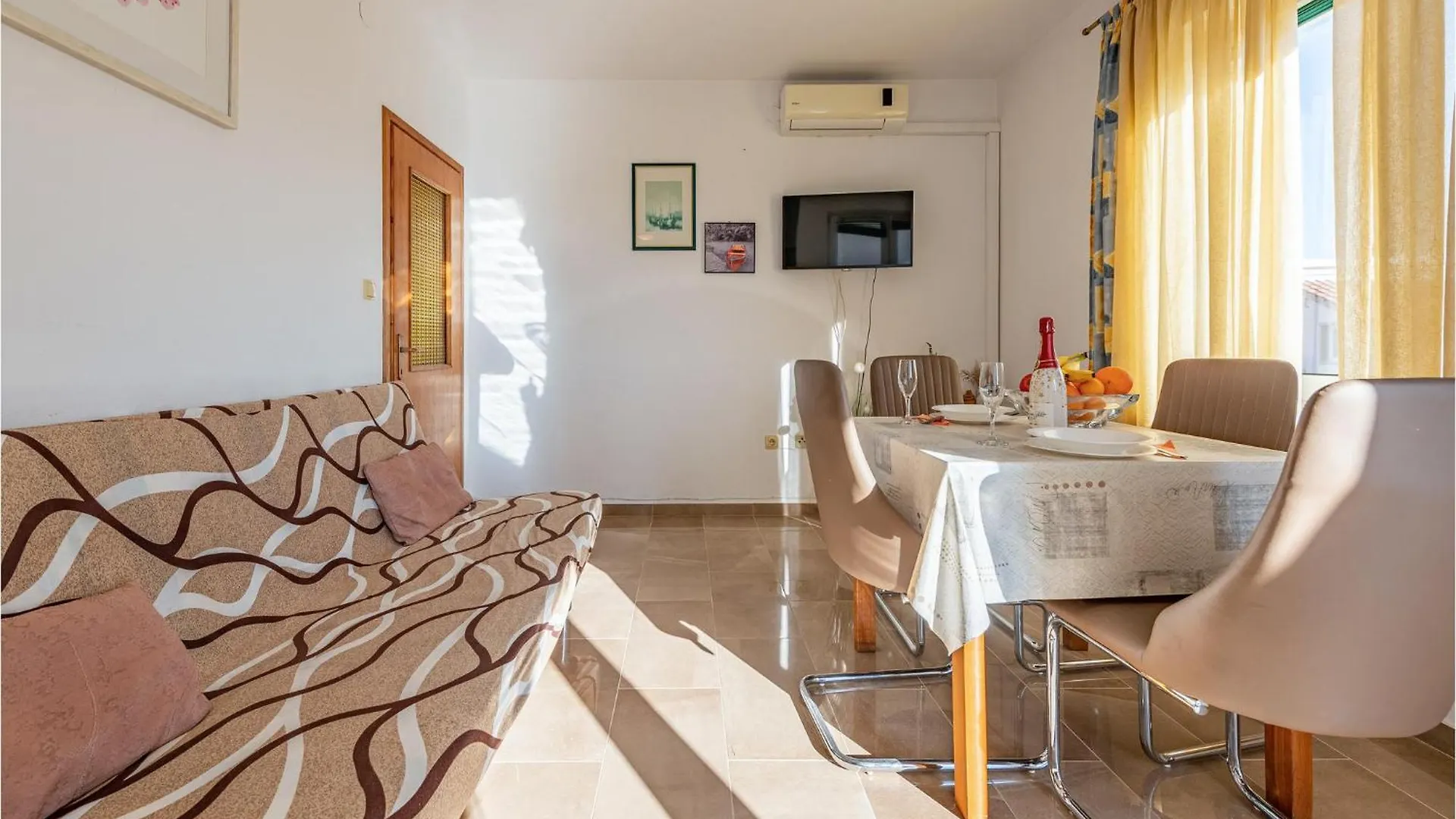 Amazing Apartment In Pakostane